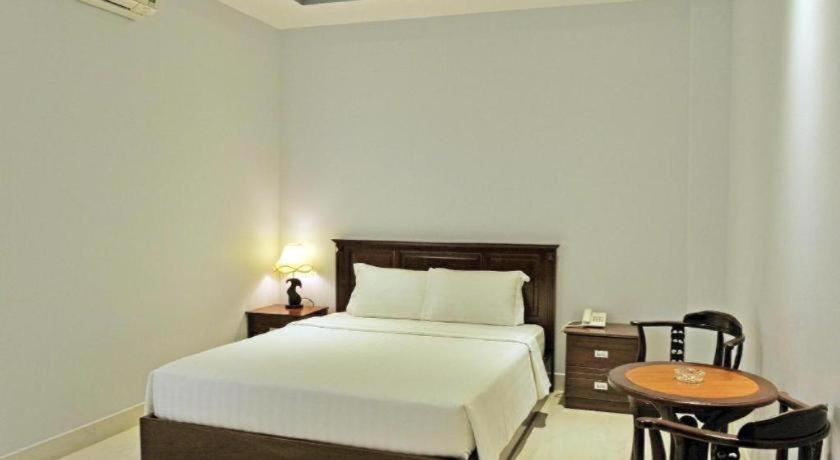 Phoenix Hotel Saigon Хошимин Экстерьер фото